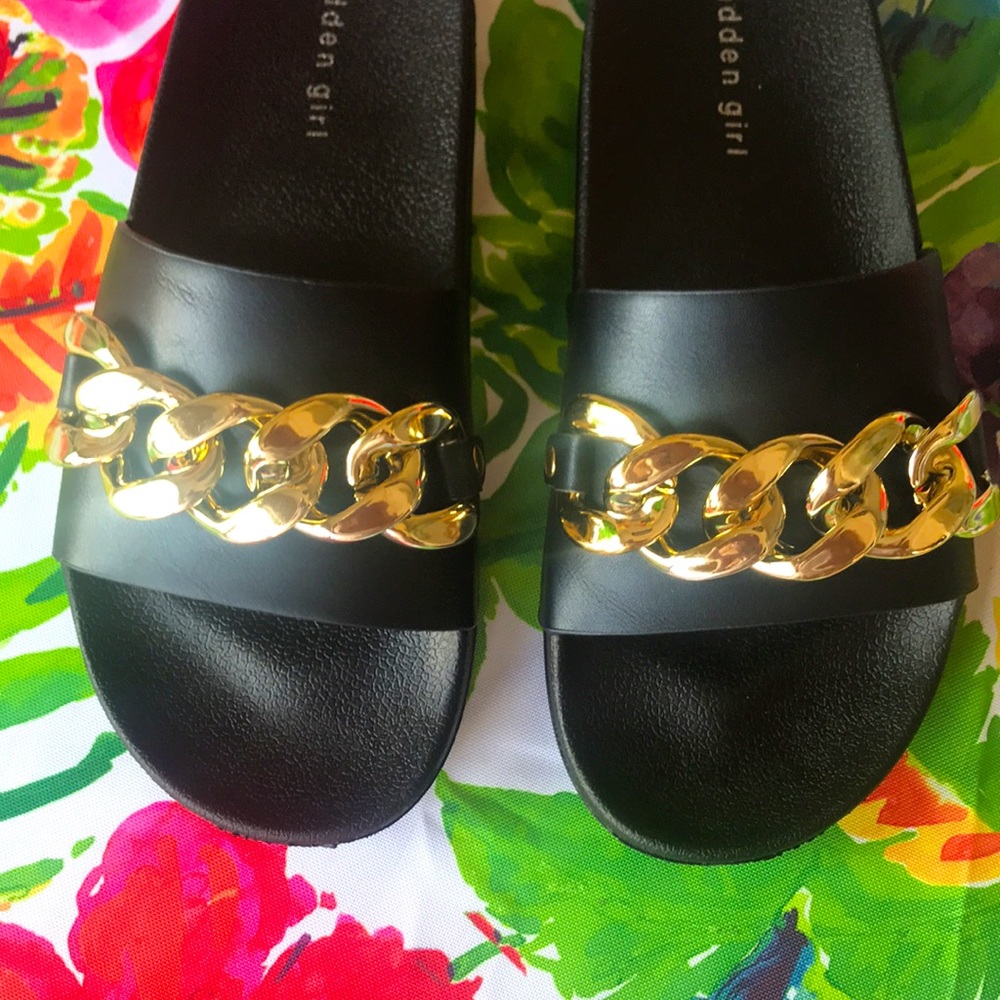 Brand New Madden Girl Flynn Black & Gold Sandals - Picture 4 of 16